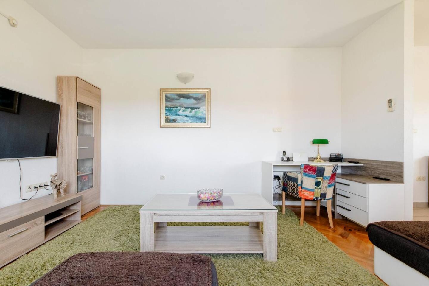 Apartman Jam Apartment Solin Luaran gambar